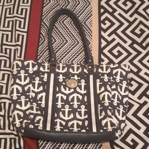 Tommy Hilfiger purse